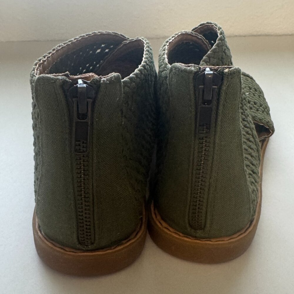 Born Iwa Mac Sandals Women's Size 11M Green Macrame Perforated BR0046663 CQH23 - Picture 9 of 12